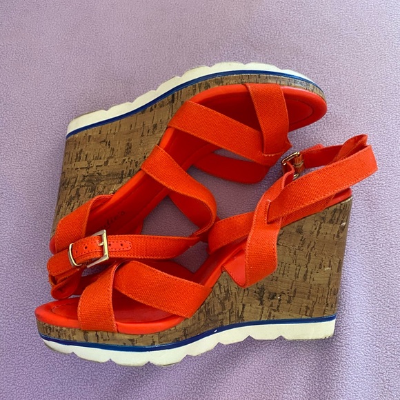 Candie’s wedges size 8 - Picture 4 of 16